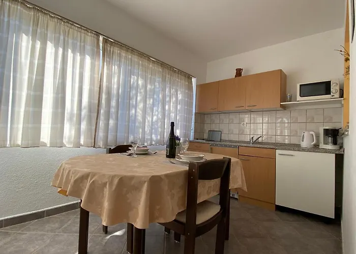 Dijana Casa de hóspedes Krk Town