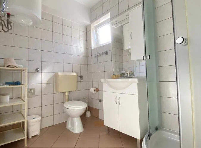 Casa de hóspedes Dijana 3*